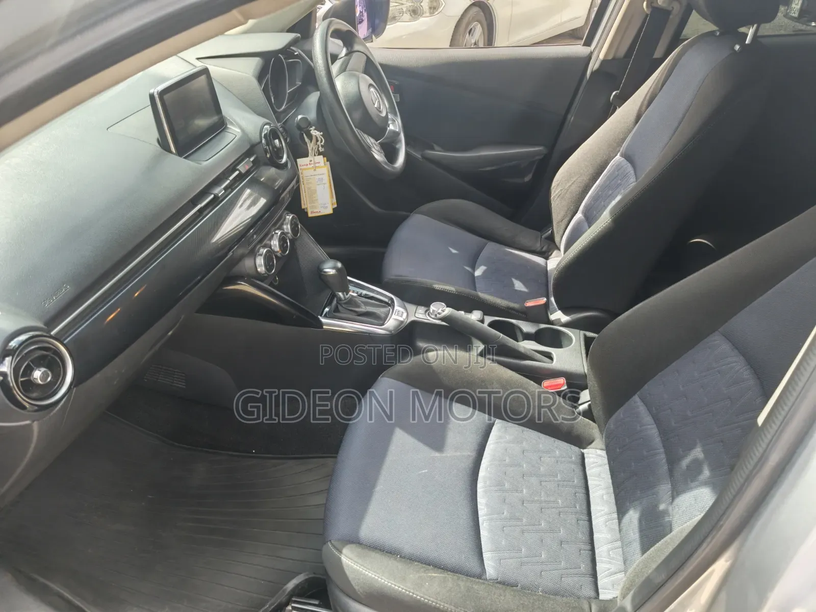 Mazda Demio 2016 Silver