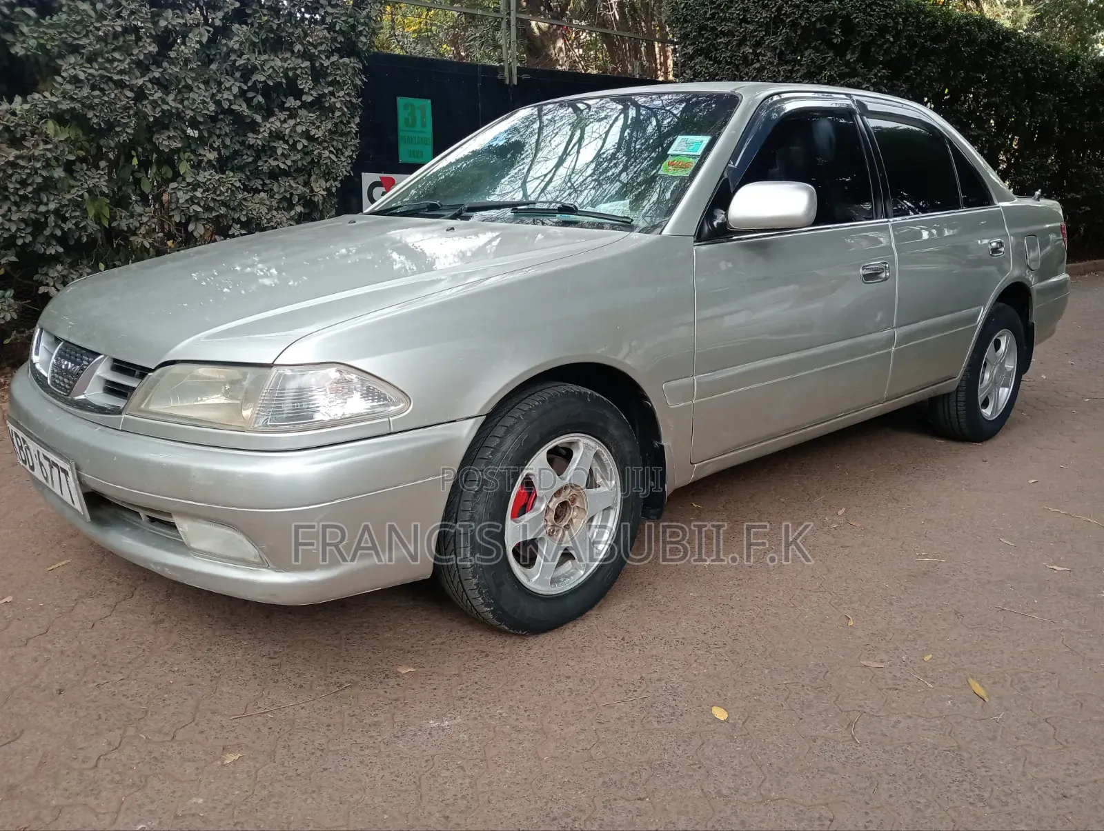 Toyota Carina 1.8 FWD Sedan 2001 Silver