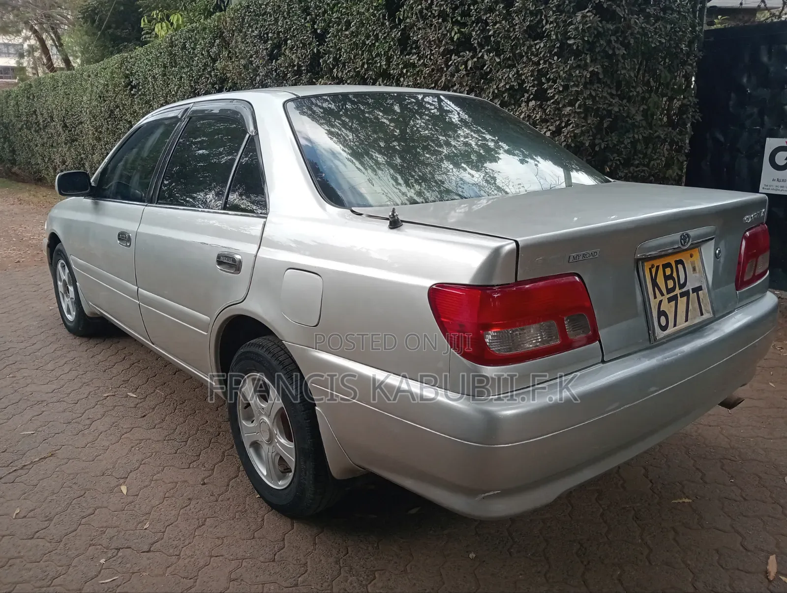 Toyota Carina 1.8 FWD Sedan 2001 Silver