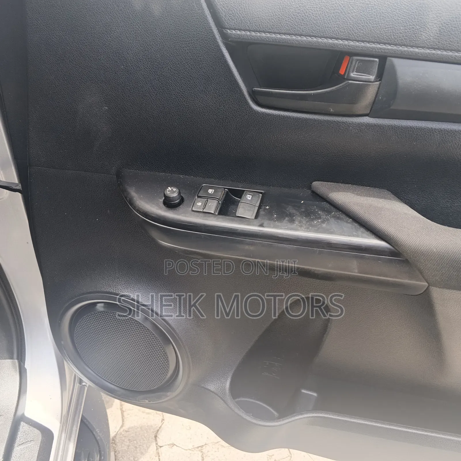 Toyota Hilux 2019 Silver