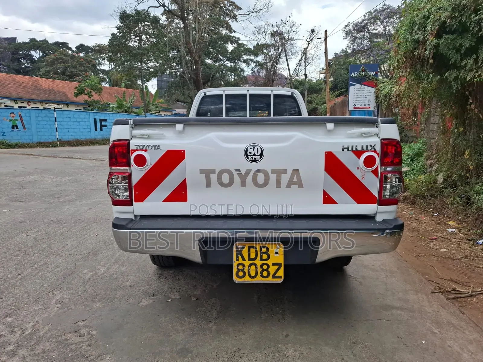 Toyota Hilux 2014 White