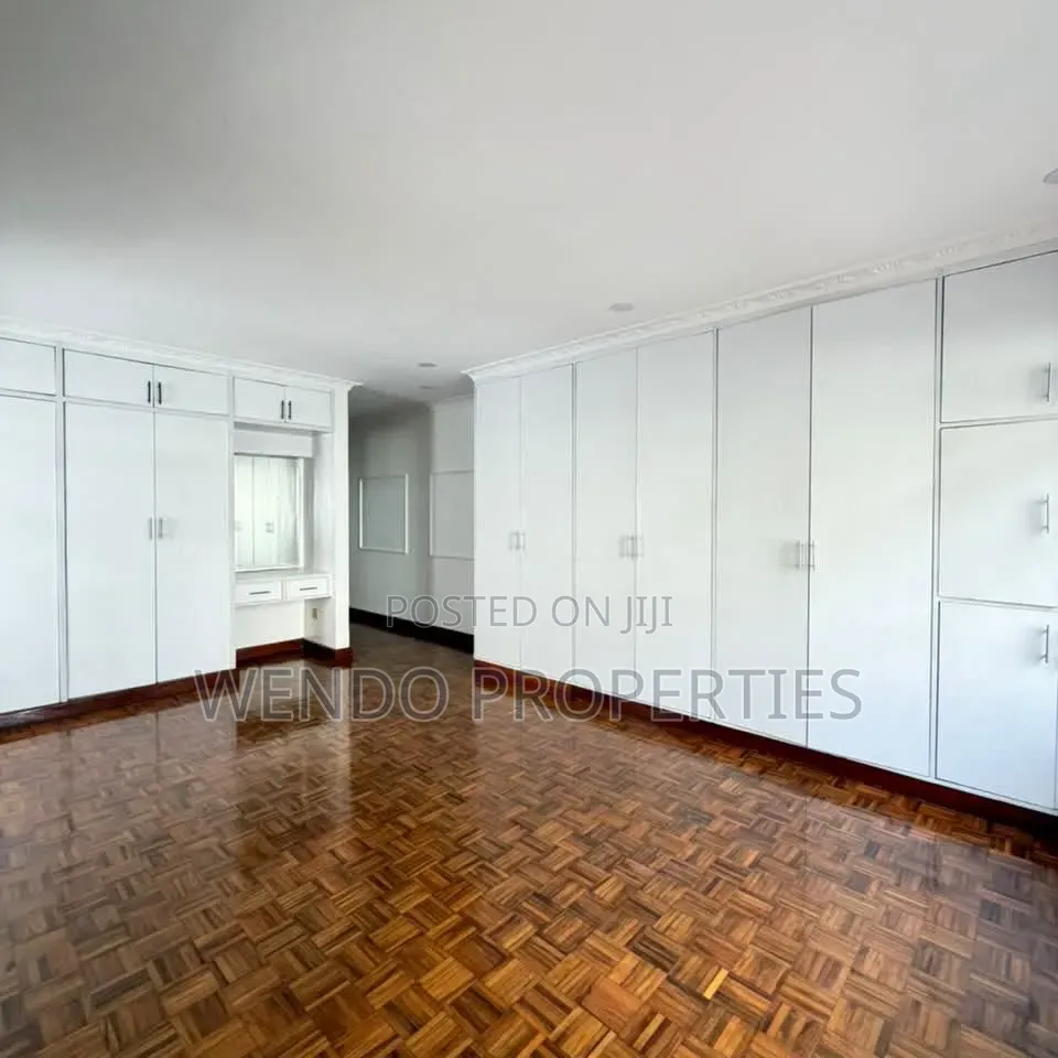 4bdrm Townhouse / Terrace in Muthangari for rent