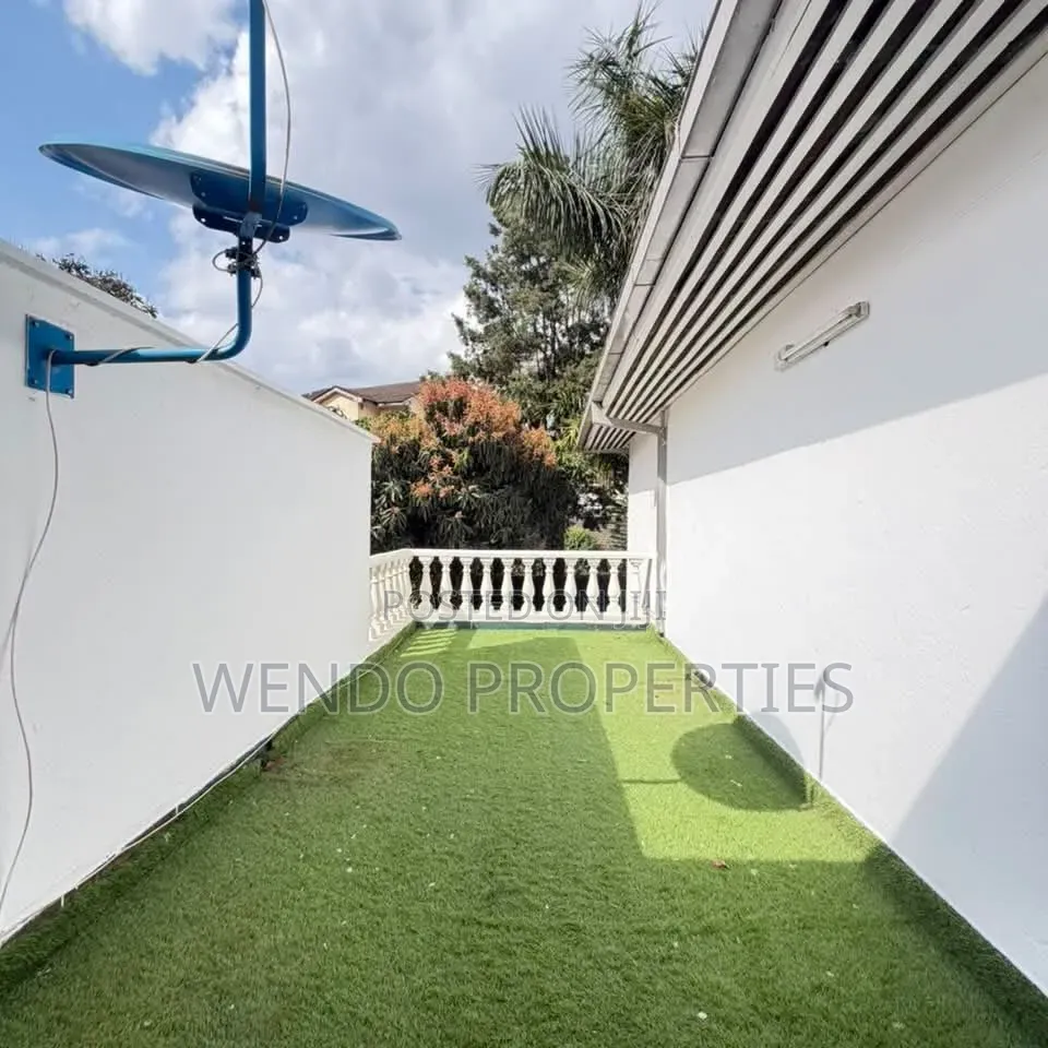 4bdrm Townhouse / Terrace in Muthangari for rent