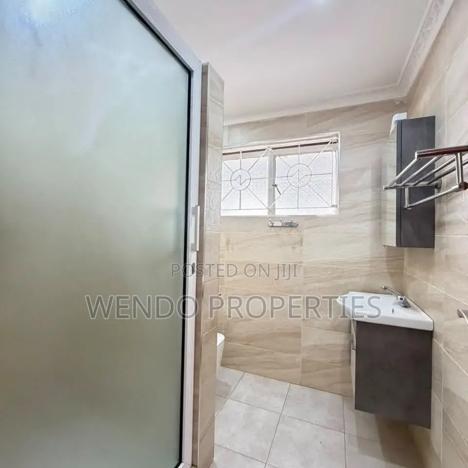 4bdrm Townhouse / Terrace in Muthangari for rent