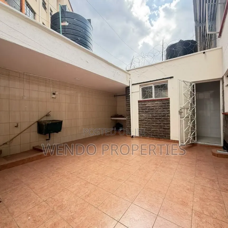 4bdrm Townhouse / Terrace in Muthangari for rent