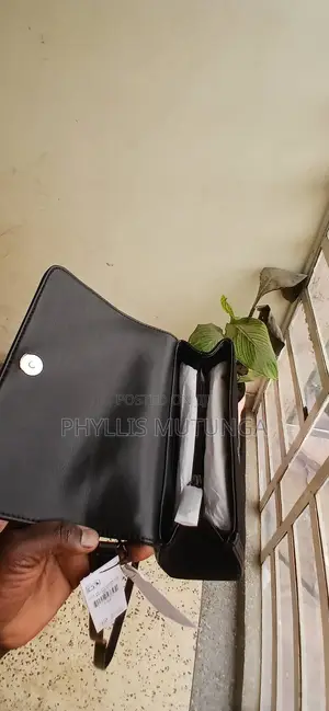 Brand New DKNY Shoulder Bag 100% Original
