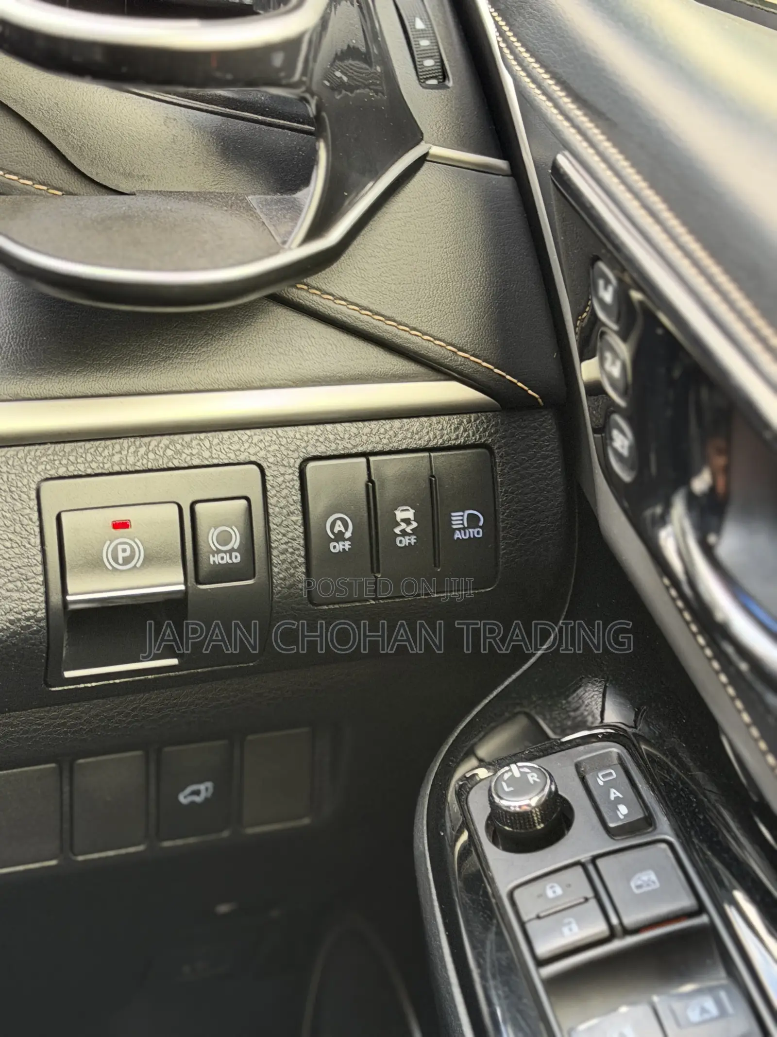 Toyota Harrier 2.0 2019 Black