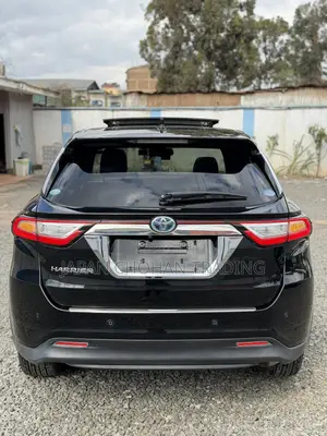 Toyota Harrier 2.0 2019 Black