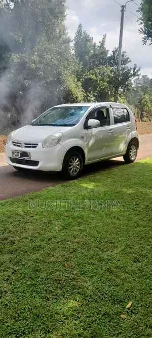 Toyota Passo 2012 White