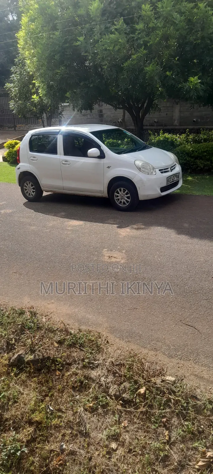 Toyota Passo 2012 White