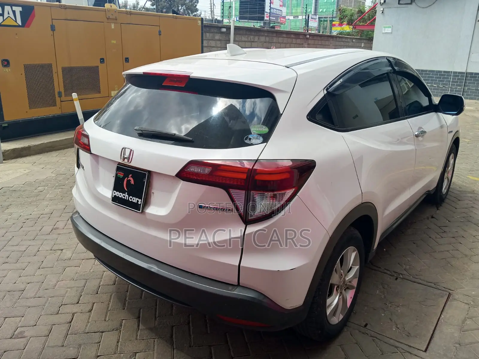 Honda Vezel 2014 White