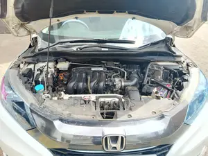 Honda Vezel 2014 White