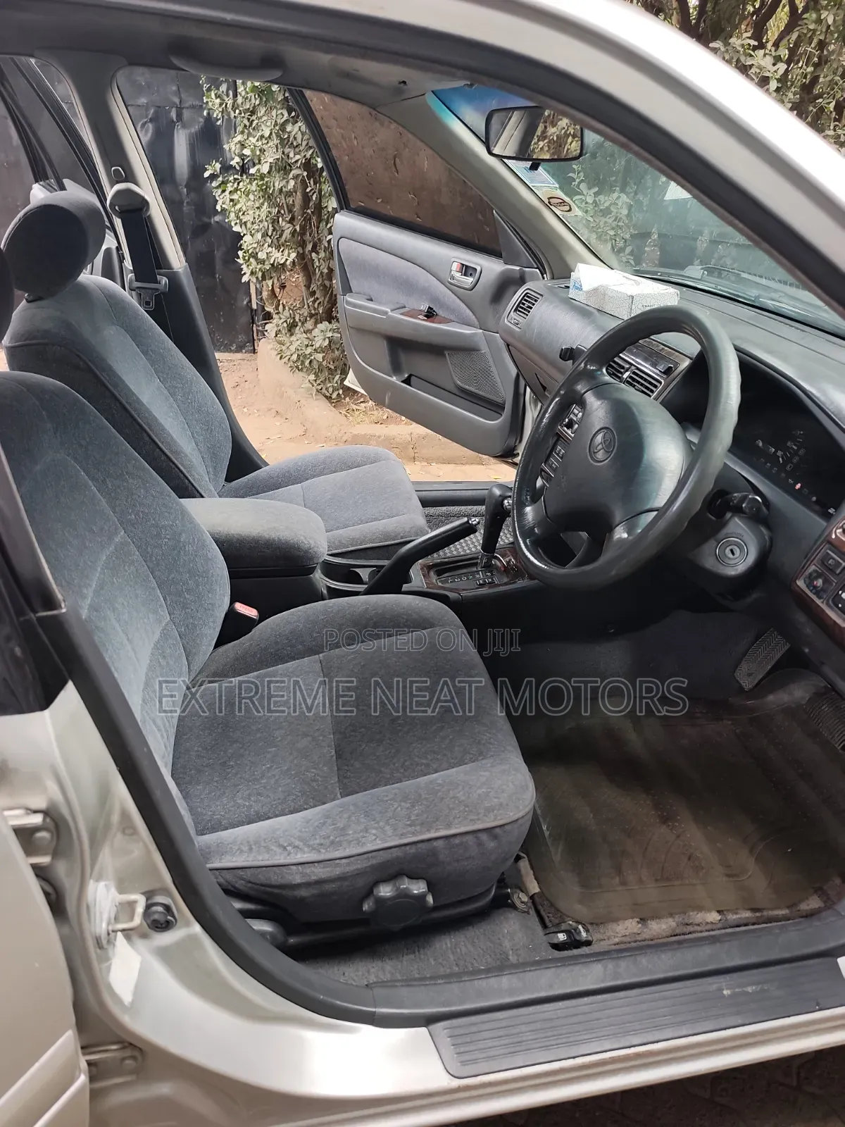 Toyota Carina 1.8 FWD Sedan 2001 Silver