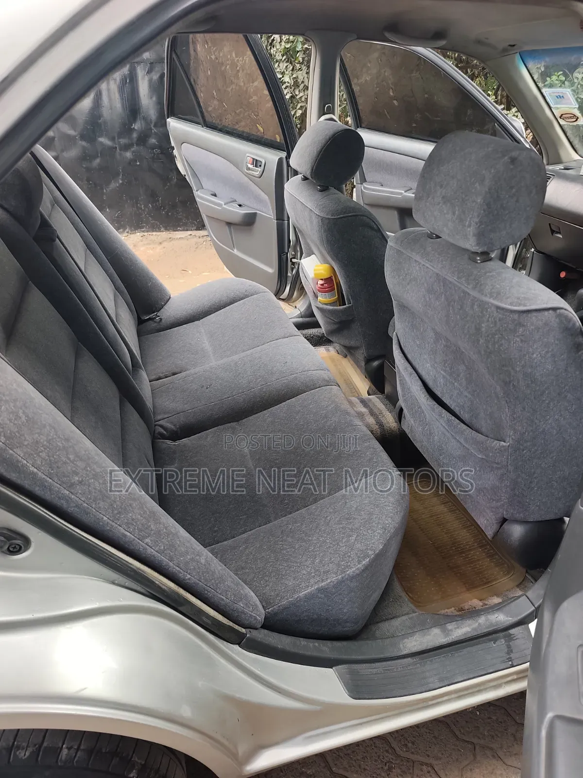 Toyota Carina 1.8 FWD Sedan 2001 Silver
