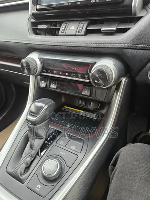 Toyota RAV4 Adventure AWD 2020 Pearl