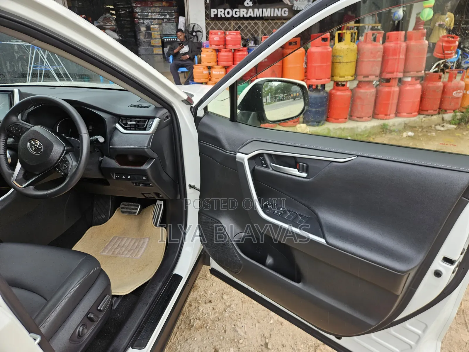 Toyota RAV4 Adventure AWD 2020 Pearl
