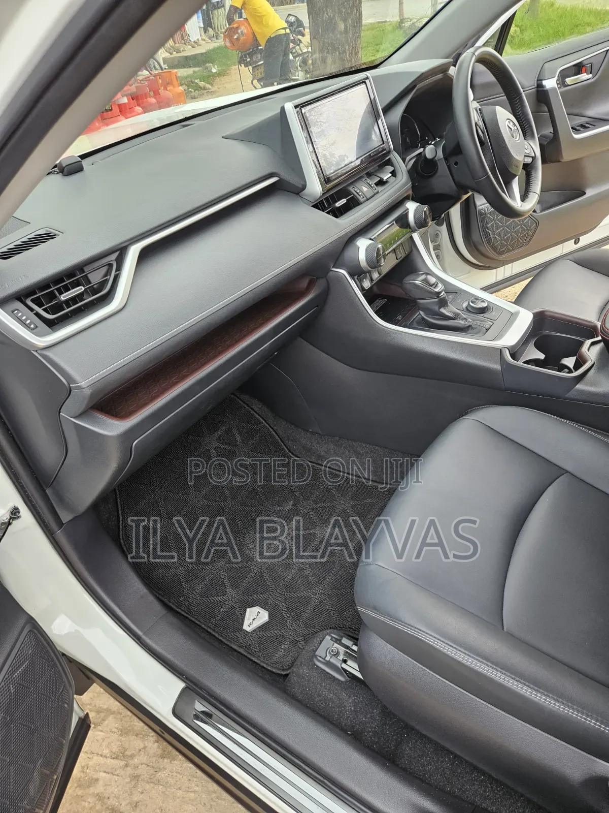 Toyota RAV4 Adventure AWD 2020 Pearl