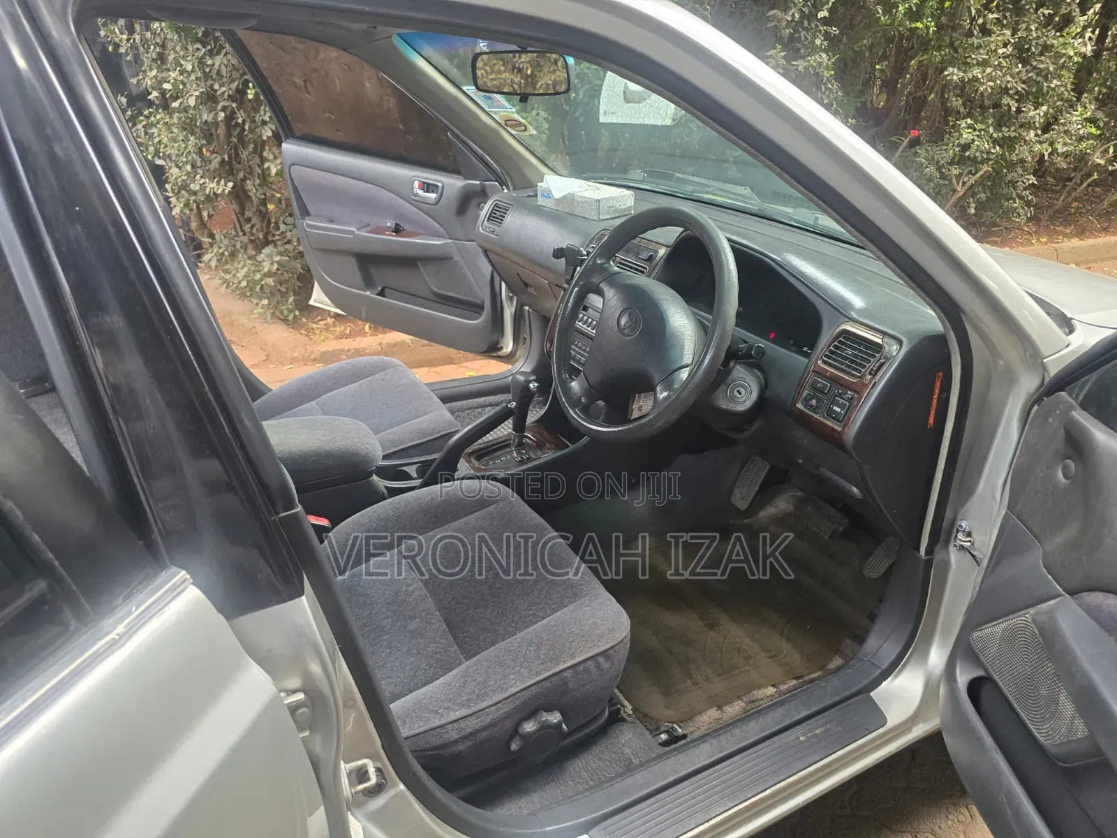 Toyota Carina 2001 Silver