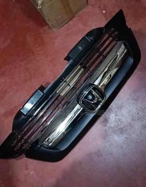 Grill Honda CRV With Chrome