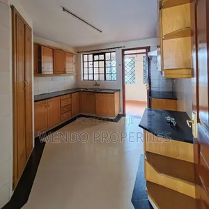 3bdrm Apartment in Valley Arcade for rent