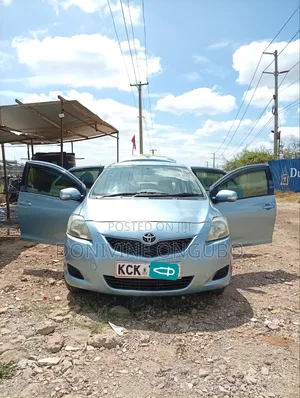 Toyota Belta 2009 Silver
