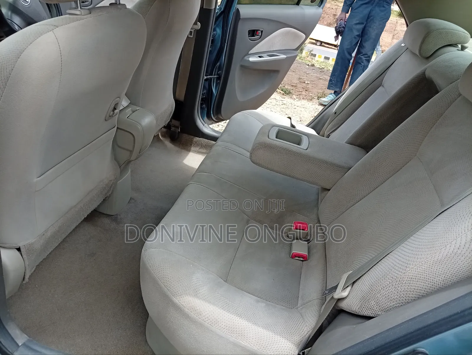 Toyota Belta 2009 Silver