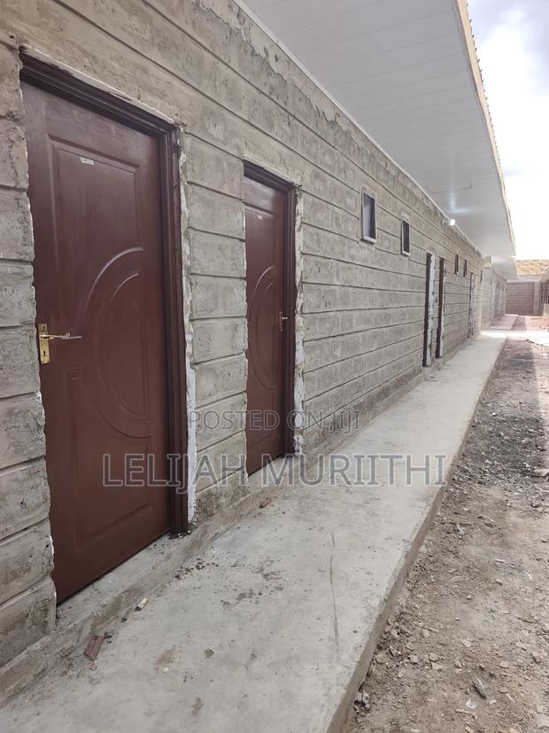 Main Entrance Doors - thumbnail 6