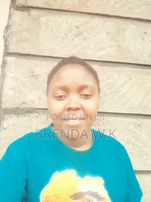 Brenda 25 Looking for a Job