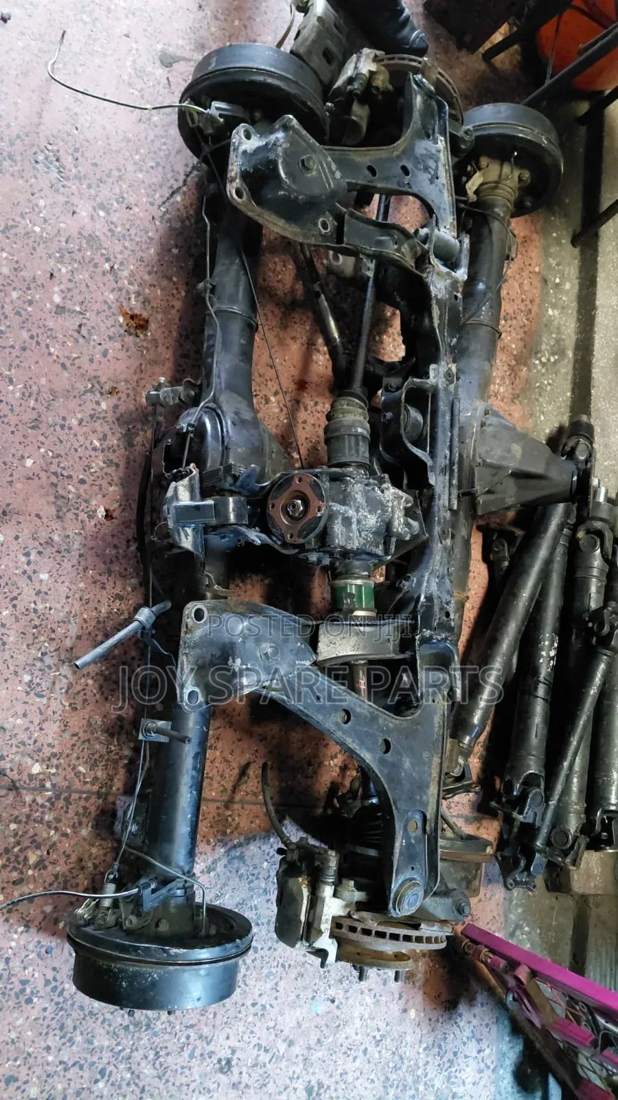 Complete Differential Unit for Nissan Vanette