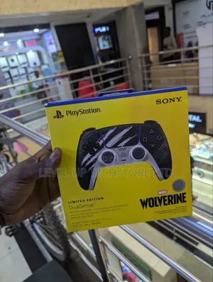PlayStation DualSense– Marvel’s Wolverine Battle Silver Limited