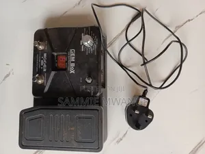 Guitar Multi-Effect Pedal