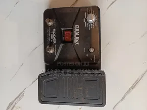Guitar Multi-Effect Pedal