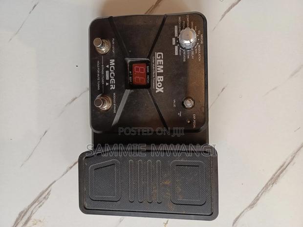 Guitar Multi-Effect Pedal - thumbnail 5