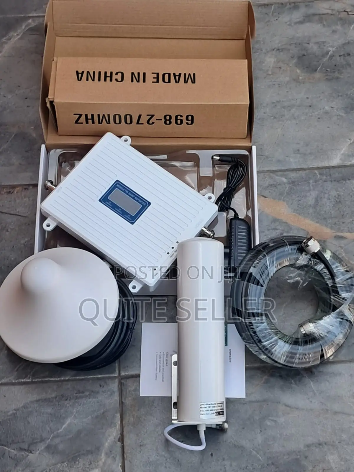 Universal 2G 3G 4G Signal Repeater – Improve Mobile Network Coverage