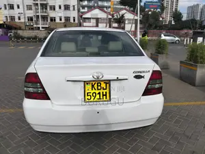 Toyota Corolla 2003 White