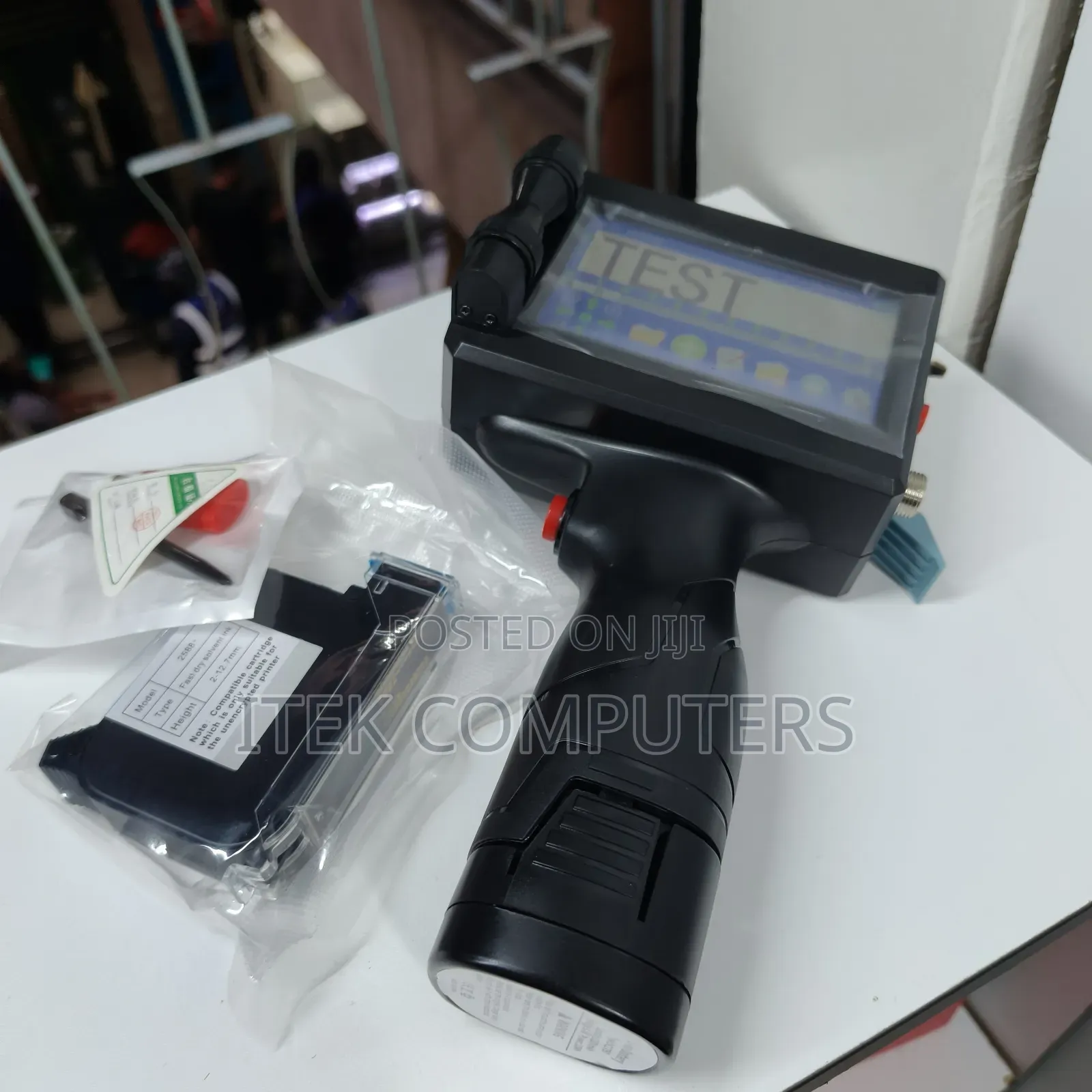 Handheld Inkjet Printer for Packaging and Product Identification