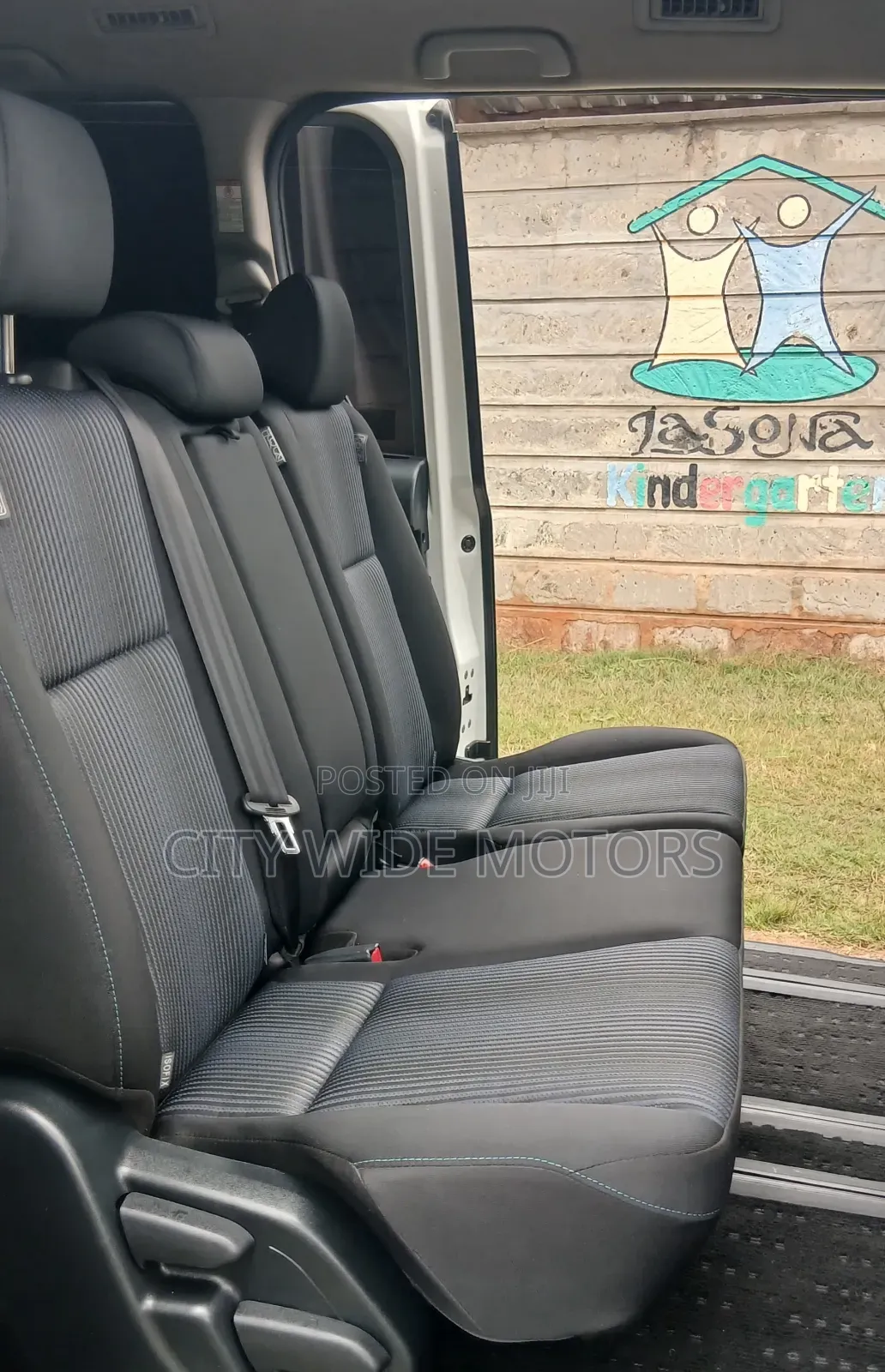 Toyota Voxy 2017 White