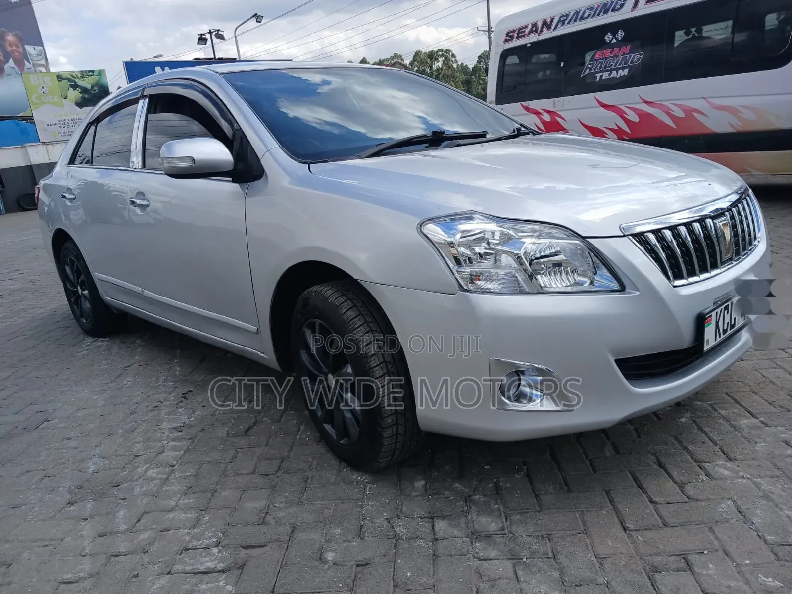 Toyota Premio 2.0 FWD 2010 Silver