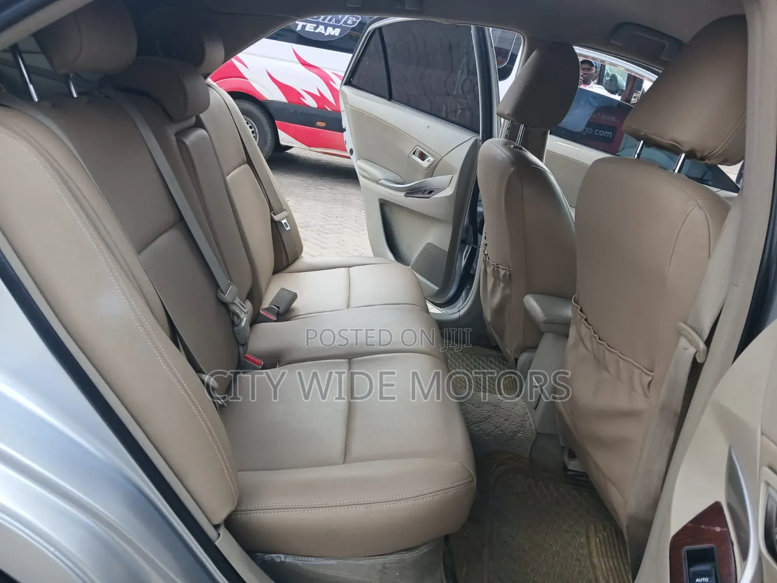 Toyota Premio 2.0 FWD 2010 Silver