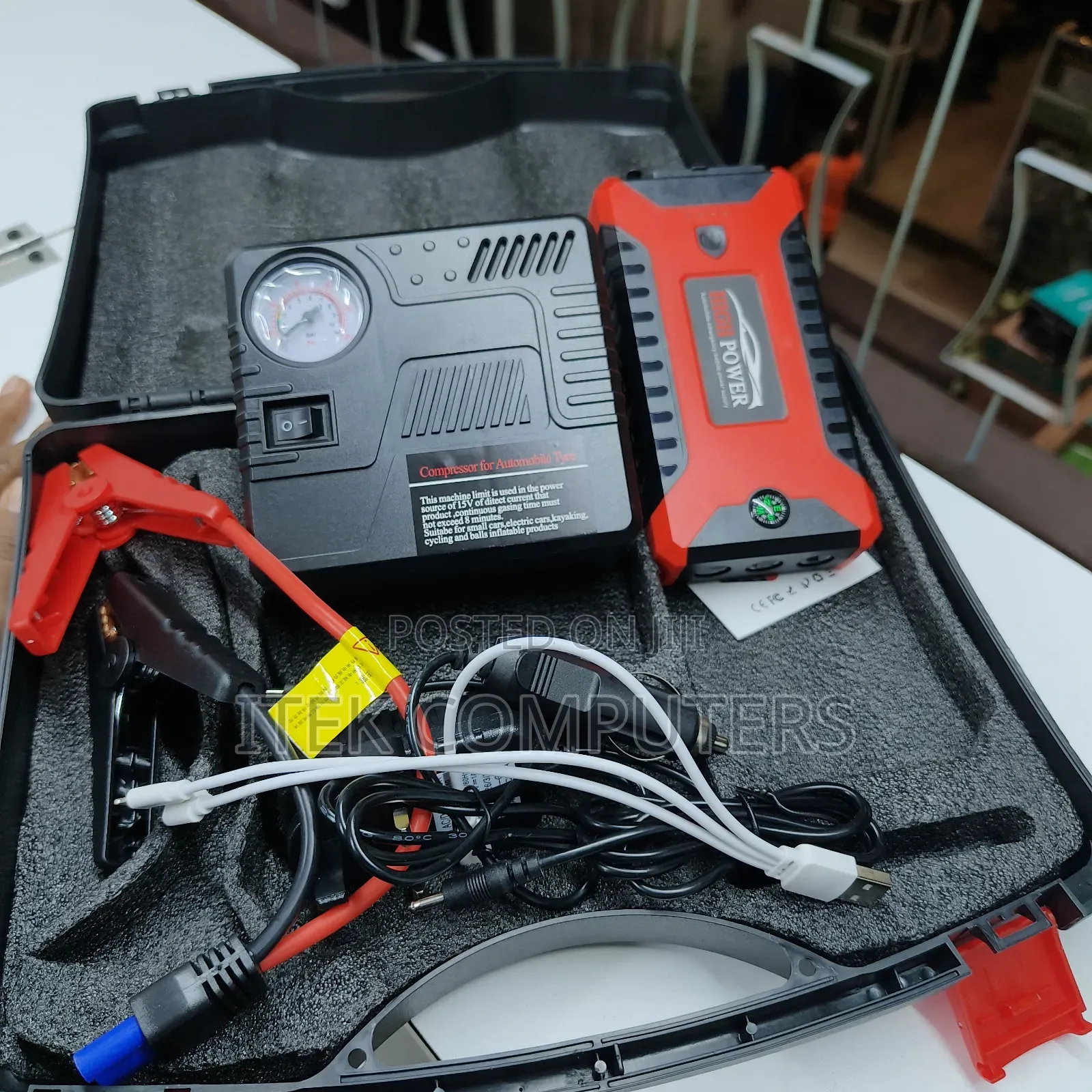 Compact Vehicle Jump Starter With Air Pump and LED Lighting