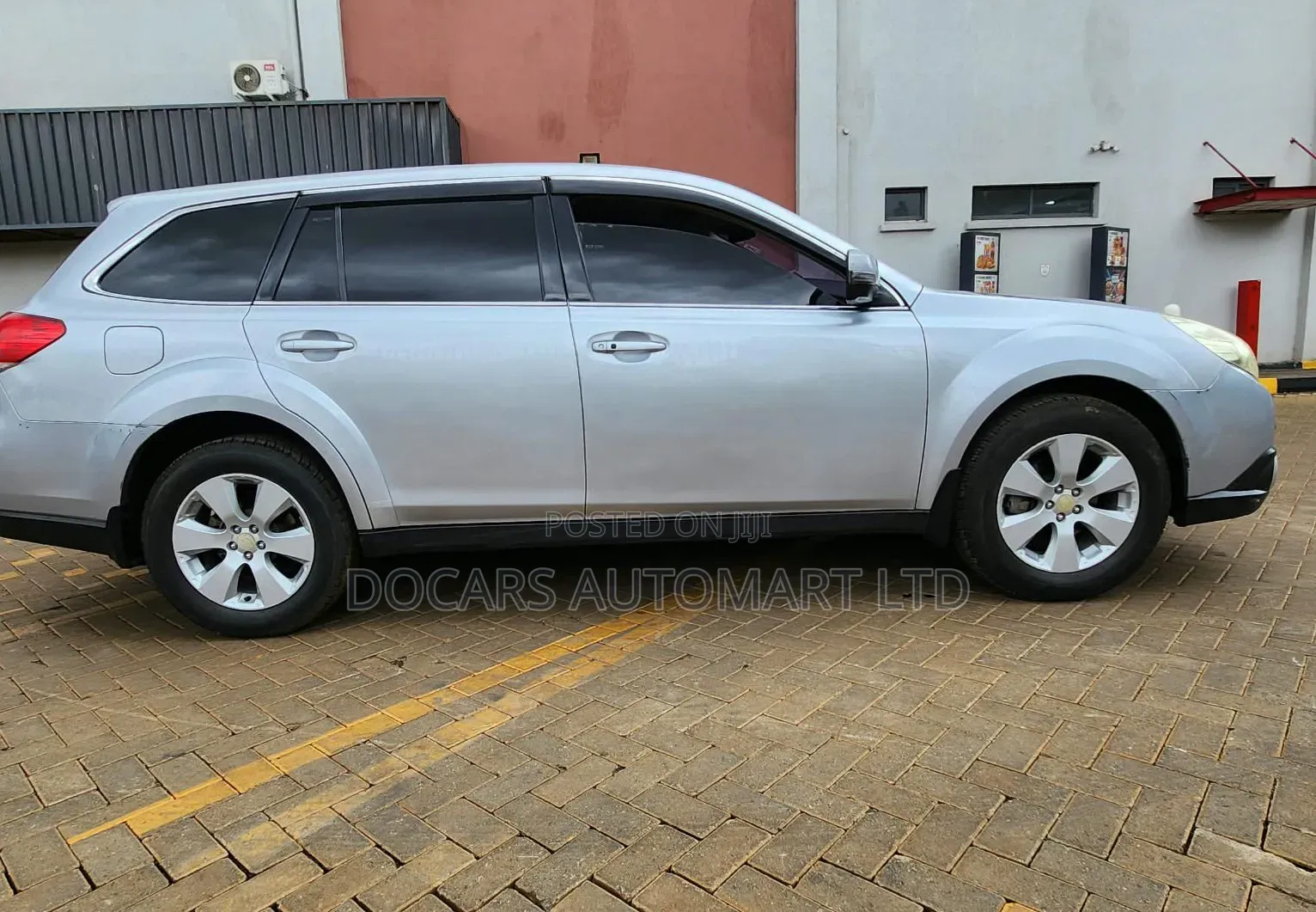 Subaru Outback 2012 Silver