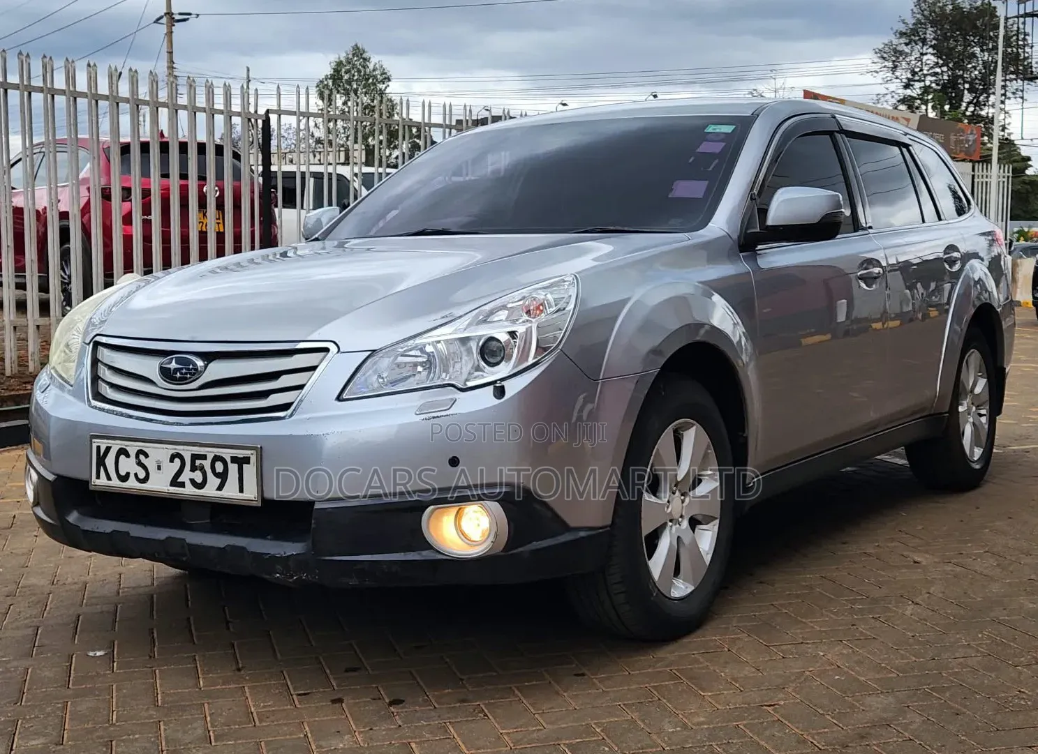 Subaru Outback 2012 Silver