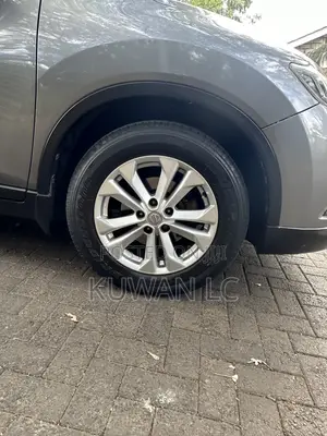 Nissan X-Trail 2.0 Petrol AWD 2017 Gray