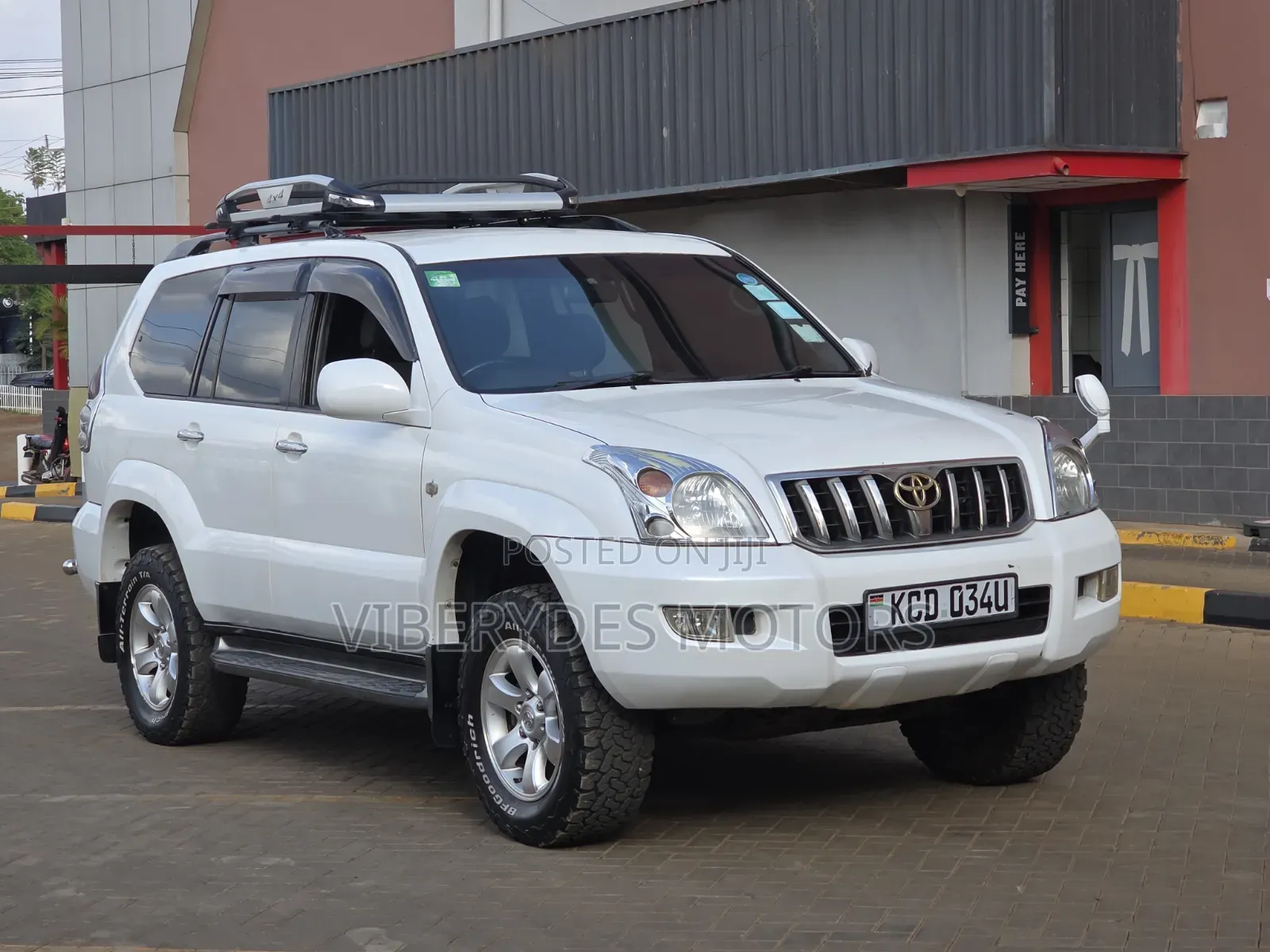 Toyota Land Cruiser Prado 2008 White