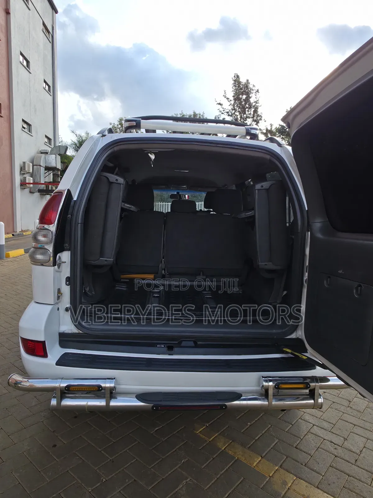 Toyota Land Cruiser Prado 2008 White