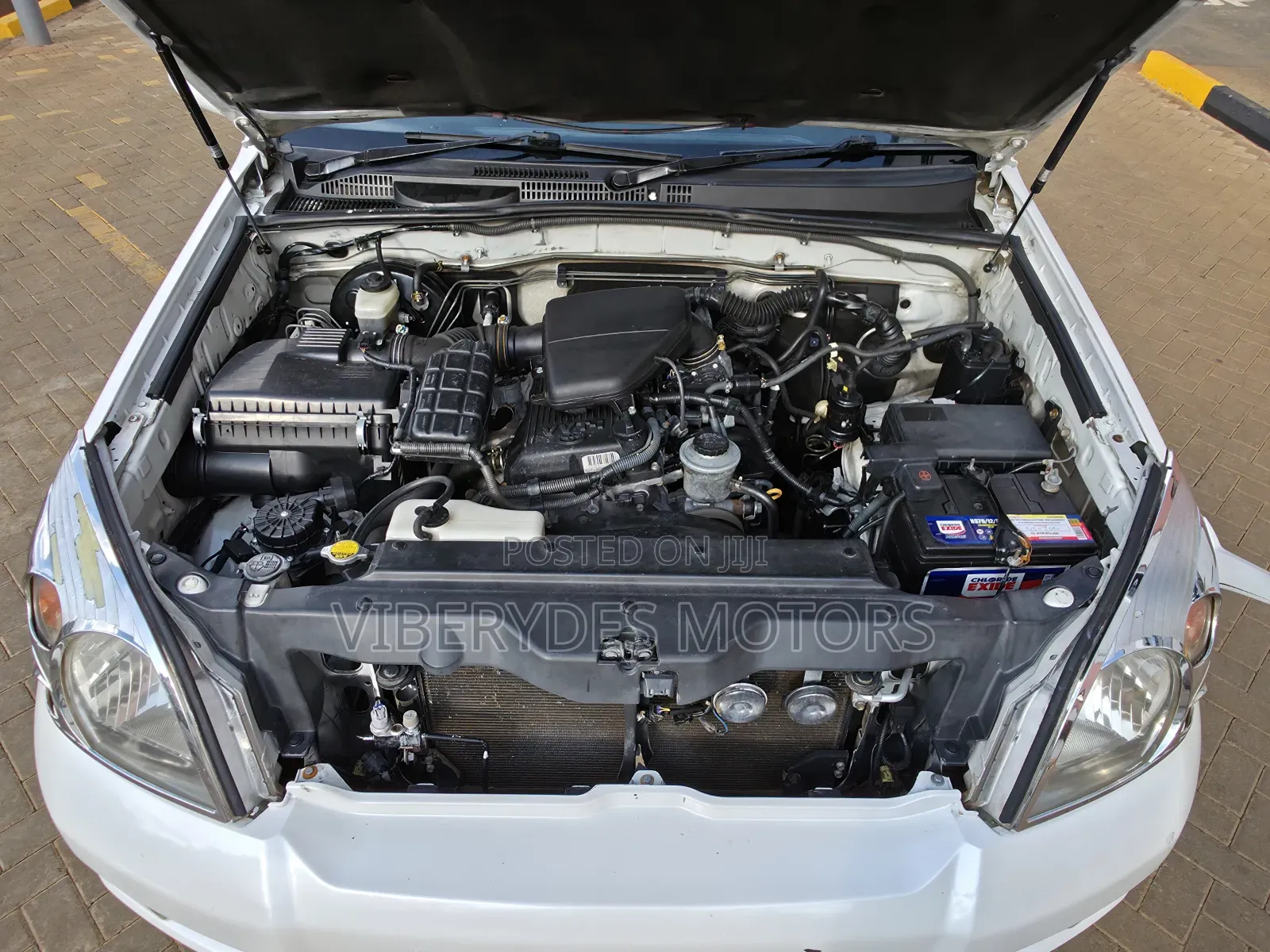 Toyota Land Cruiser Prado 2008 White