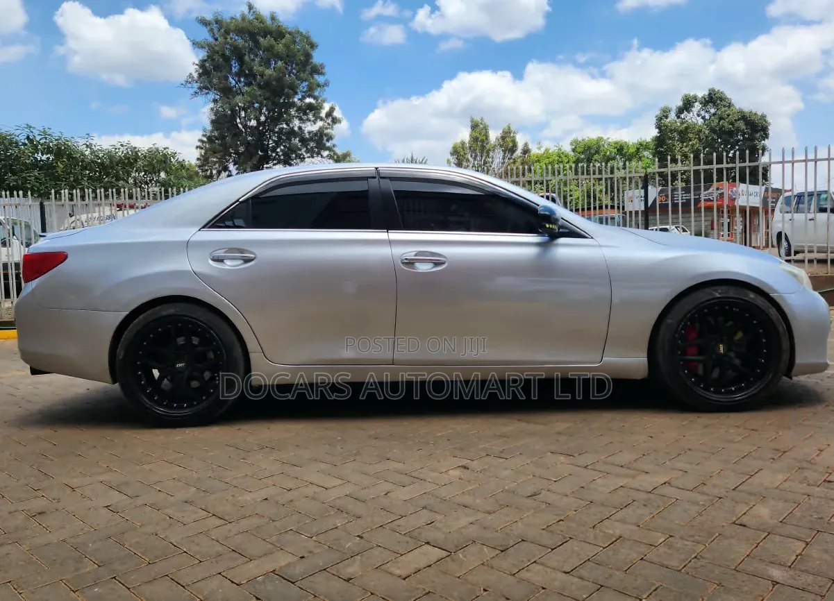 Toyota Mark X 2010 Silver
