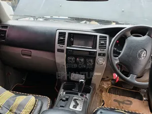 Toyota Hilux Surf 2008 Black