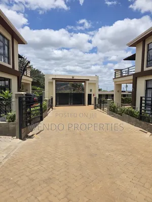4bdrm Townhouse / Terrace in Kibiku for rent
