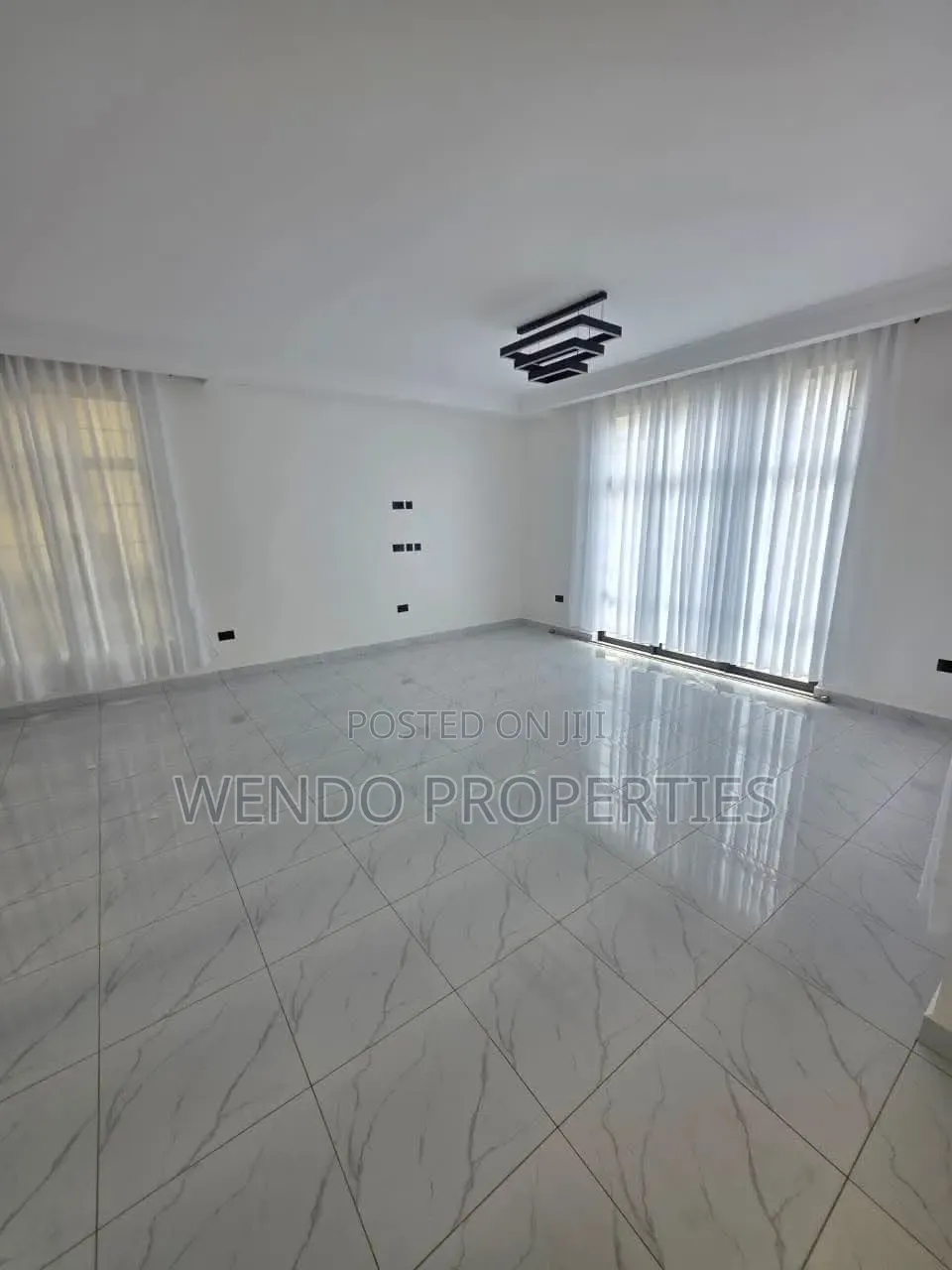 4bdrm Townhouse / Terrace in Kibiku for rent